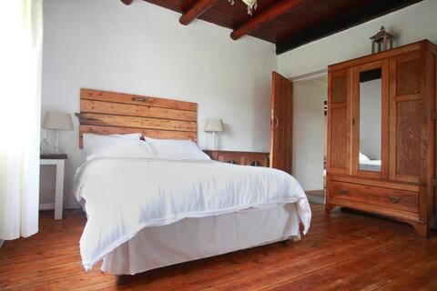 Bronze Grove Farm and Chalets photo 1
