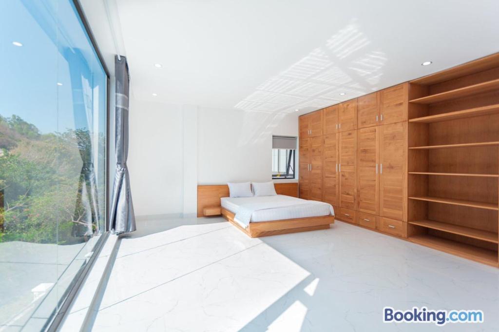 Villages HỒ BƠI WHITE DAY Núi Viba