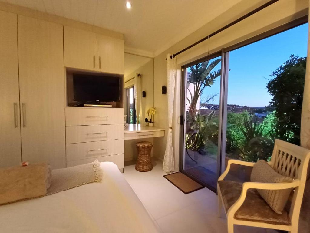 Clanwilliam Oasis - Naturism, Boating, Hiking & more photo 4