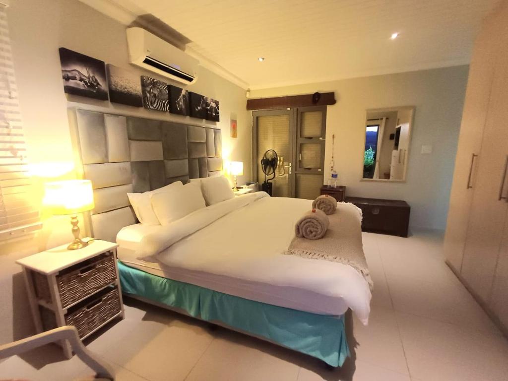 Clanwilliam Oasis - Naturism, Boating, Hiking & more photo 3