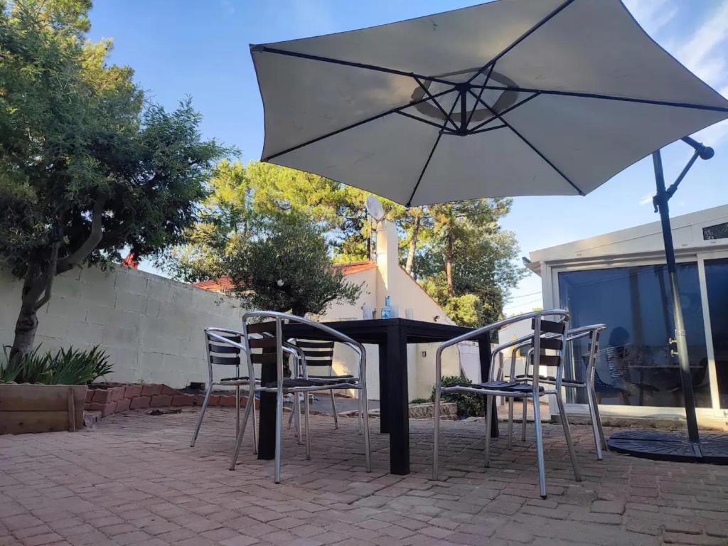 Maison grande terrasse 5min plage