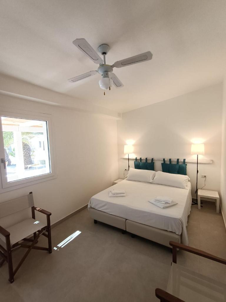 Lido Di Alghero Rooms on the Beach photo 4