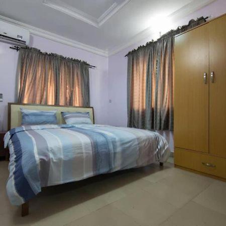 Sidney Apartment photo 1
