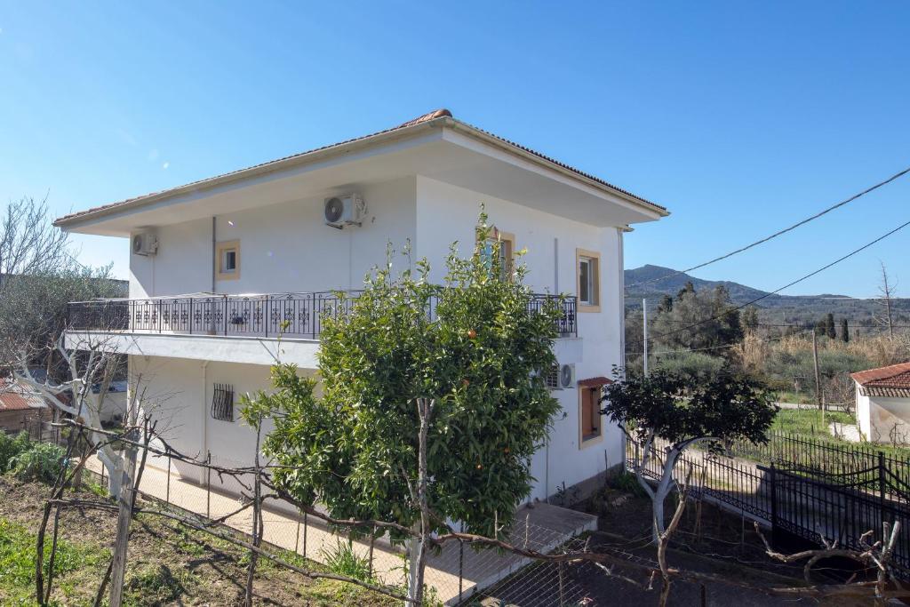 Stamatis House photo 4
