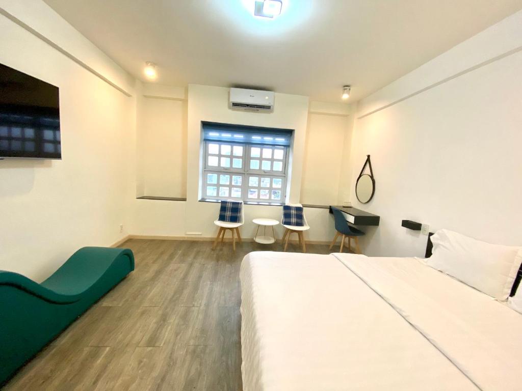 Amura Hotel Thủ Đức