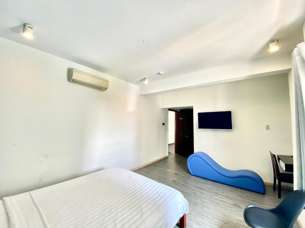 Amura Hotel Thủ Đức