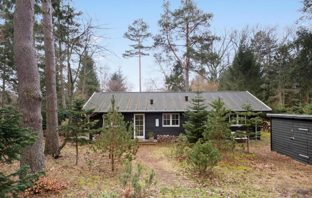 3 Bedroom Amazing Home In Frederiksvrk photo 4