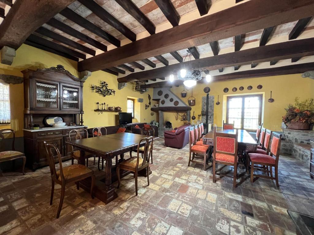 PODERE BEATRICE 20P large pool, WiFi near 5 Terre photo 1