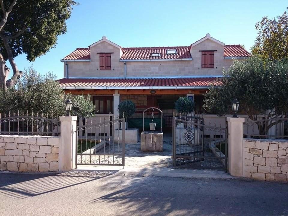 Island Holiday Home