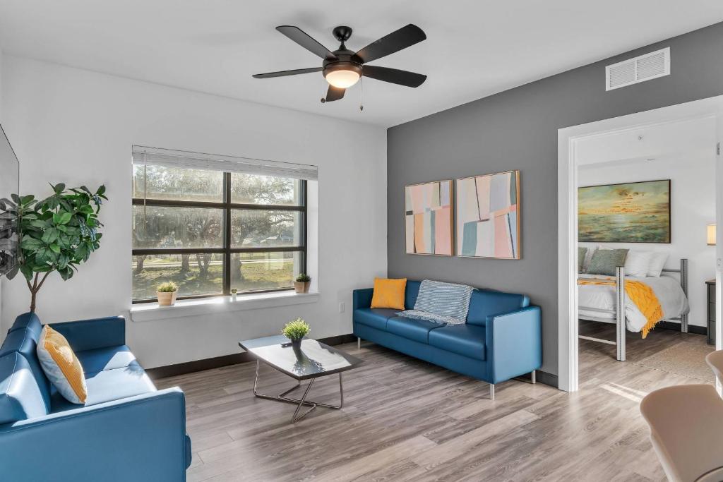 The Well #209 Apartment image
