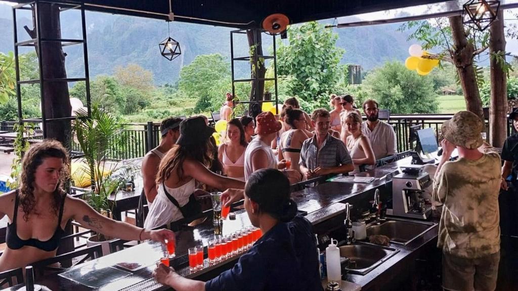 Mad Monkey Vang Vieng photo 1