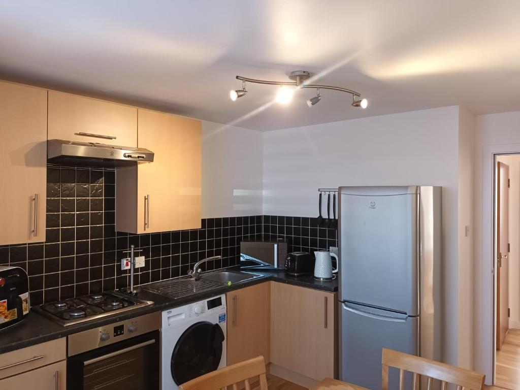 Spacious Elegant 2-BR Apartment in Aberdeen City Centre photo 2