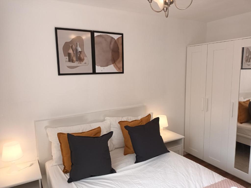 Spacious Elegant 2-BR Apartment in Aberdeen City Centre photo 1