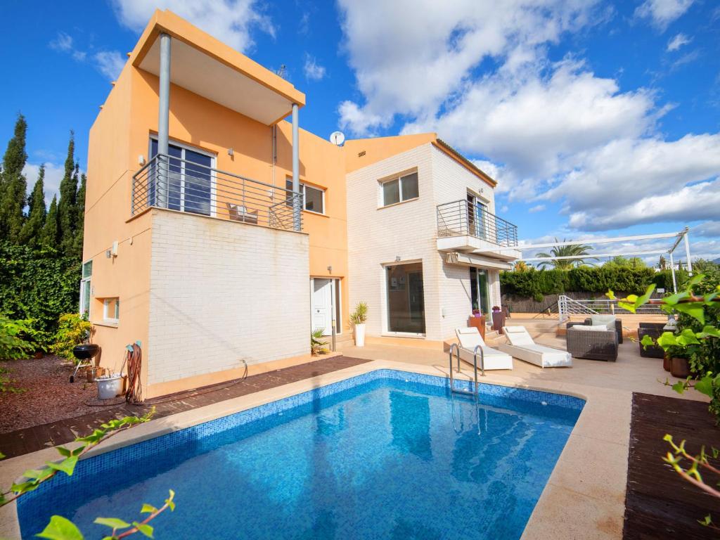 Holiday Home Viena by Interhome