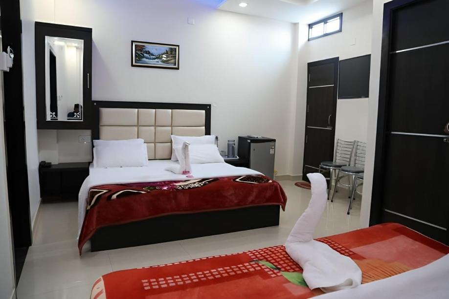 Hotel White Tulip photo 1