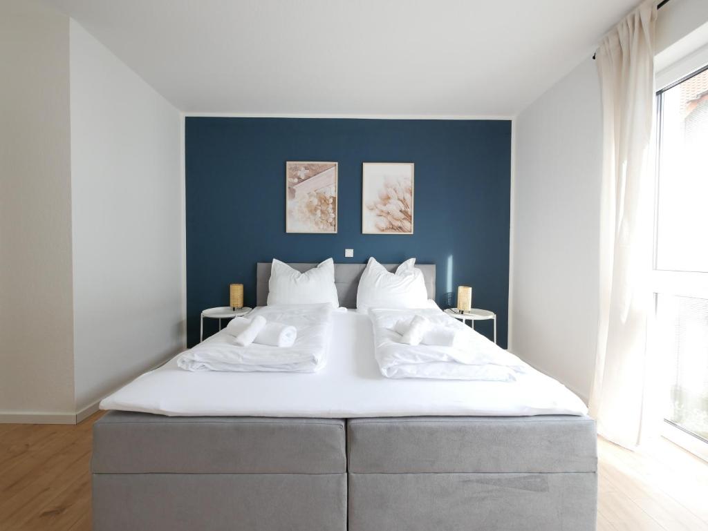 85qm, Parkplatz, zentral, großer Balkon, 2 Bäder photo 2