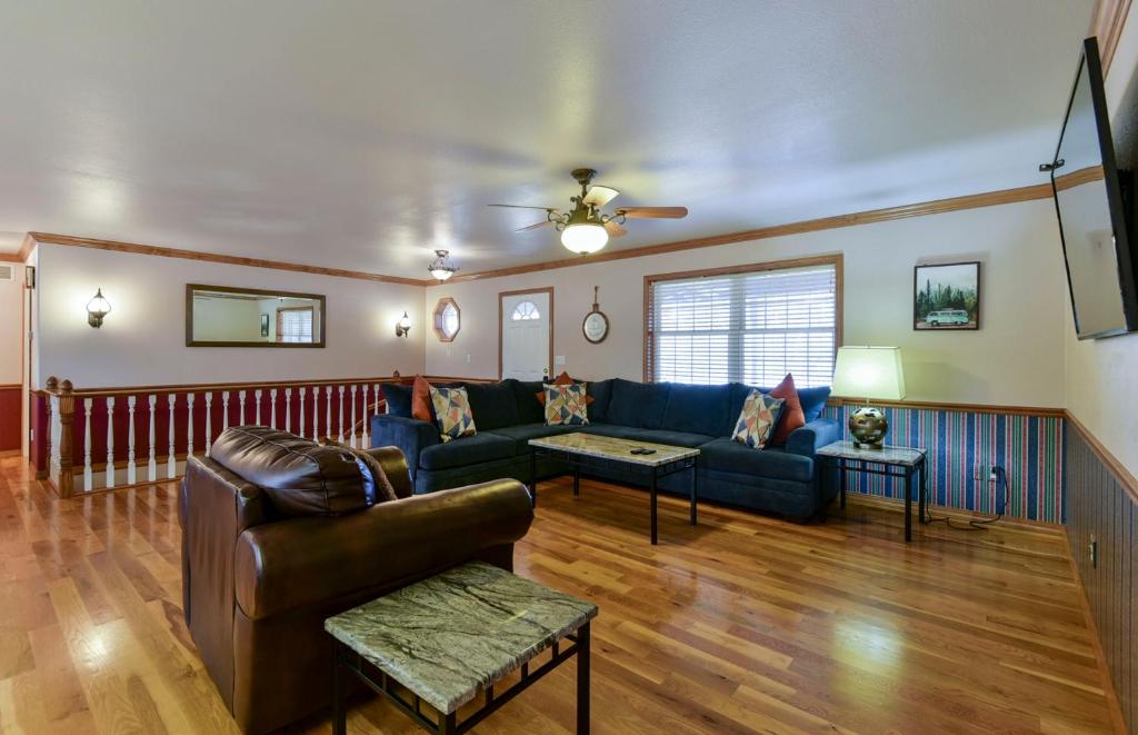 5 Bedroom Vacation Home Next To Silver Dollar City photo 3