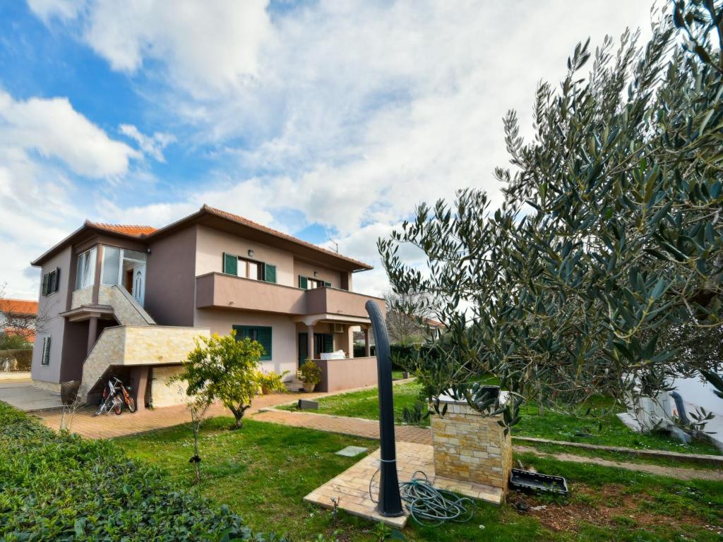 Apartment Luca by Interhome