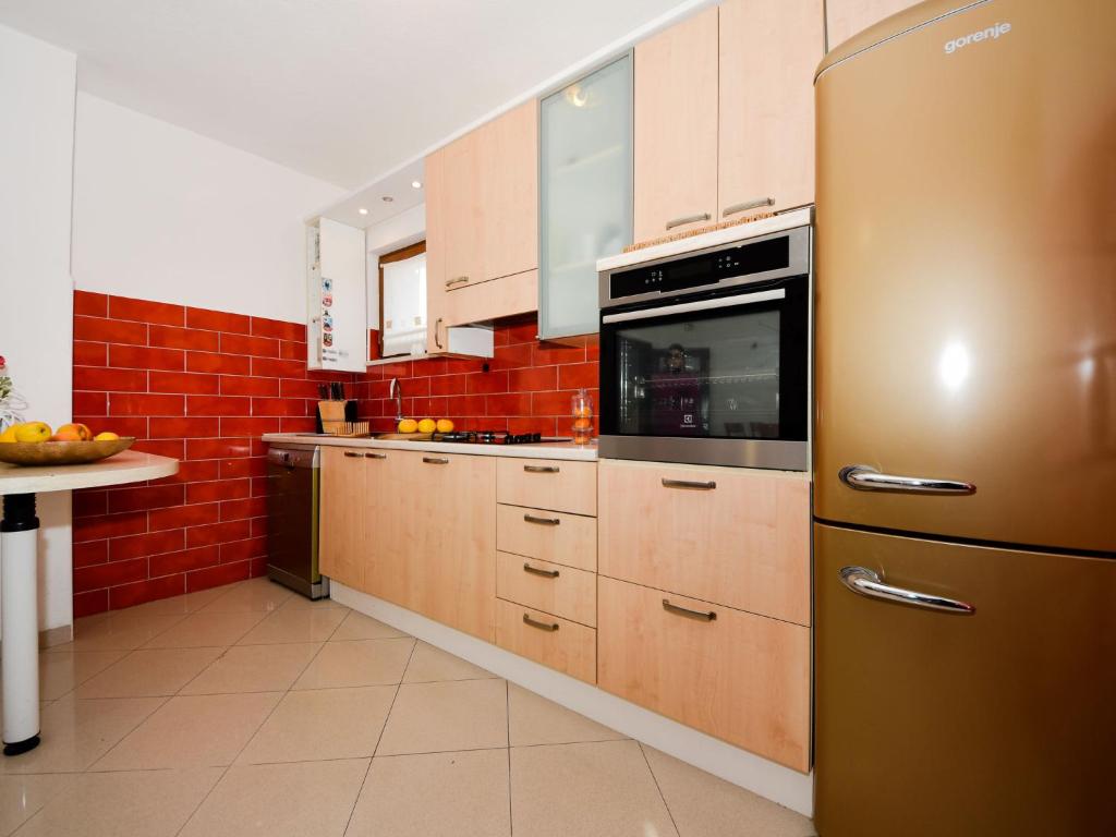 Apartment Luca by Interhome photo 2