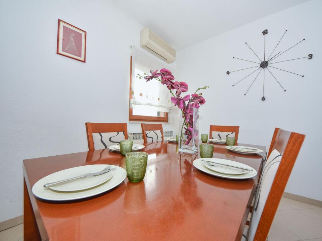 Apartment Luca by Interhome photo 3