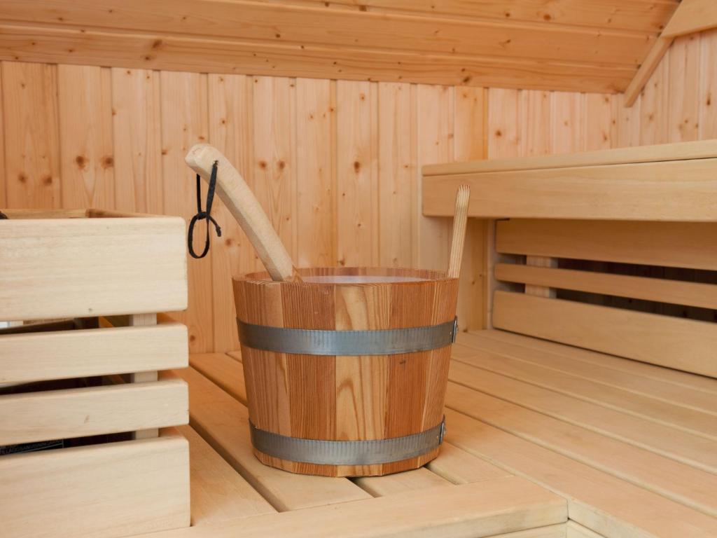 Holiday Home Heerd Wellness de Luxe by Interhome photo 3