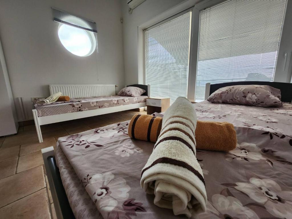 Elena Apartments Vodno - Relaxing panoramic view of Skopje photo 3
