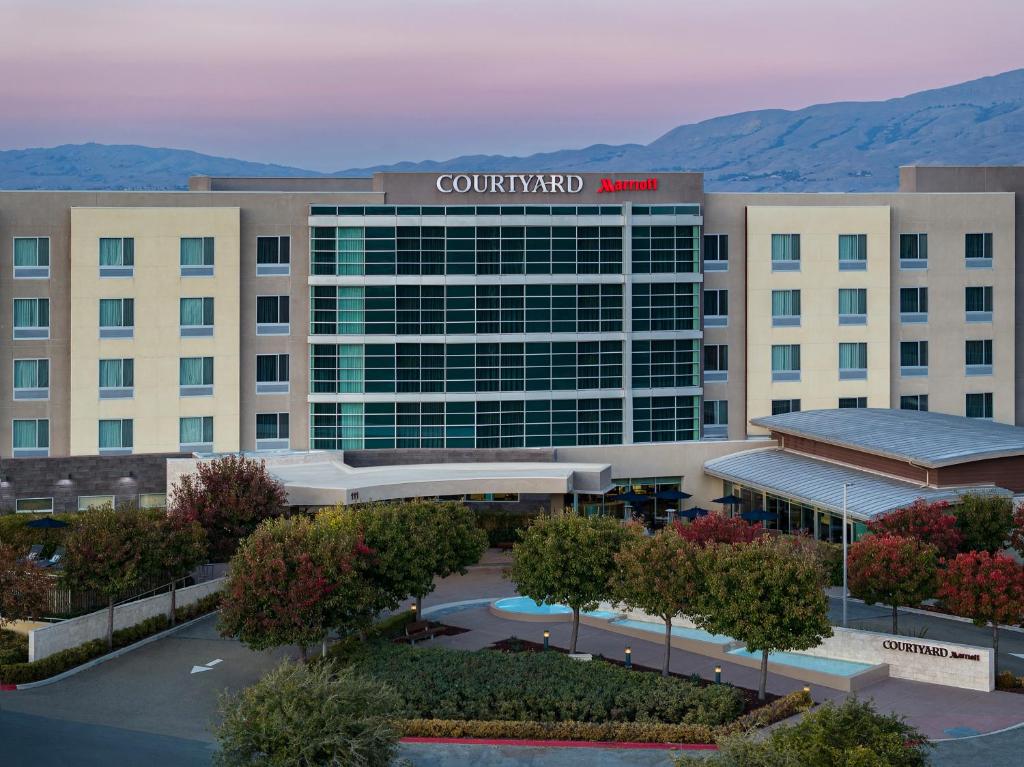Courtyard by Marriott San Jose North/ Silicon Valley photo 1