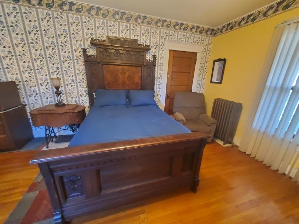 The Weis Mansion Bed and Breakfast photo 4