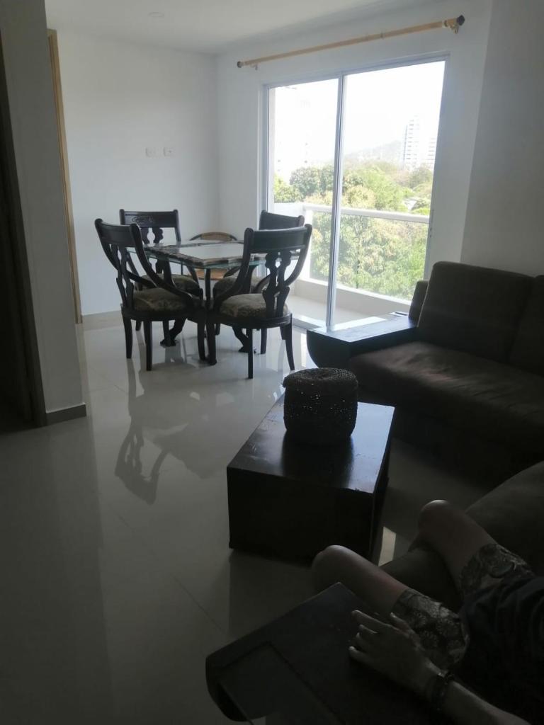 Bright & Modern Flat With Beautiful Views To The Mountains photo 2