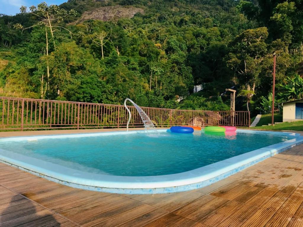 Casa na Serra com Cachoeira e Piscina photo 1
