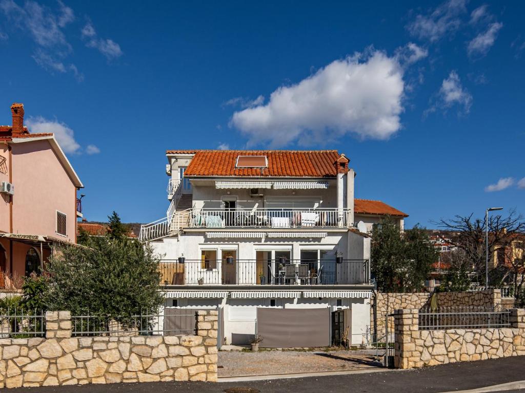 Apartments with a parking space Kostrena, Rijeka - 14285