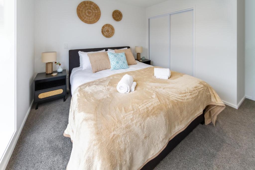 Style meets comfort 2 Bed CHCH CBD