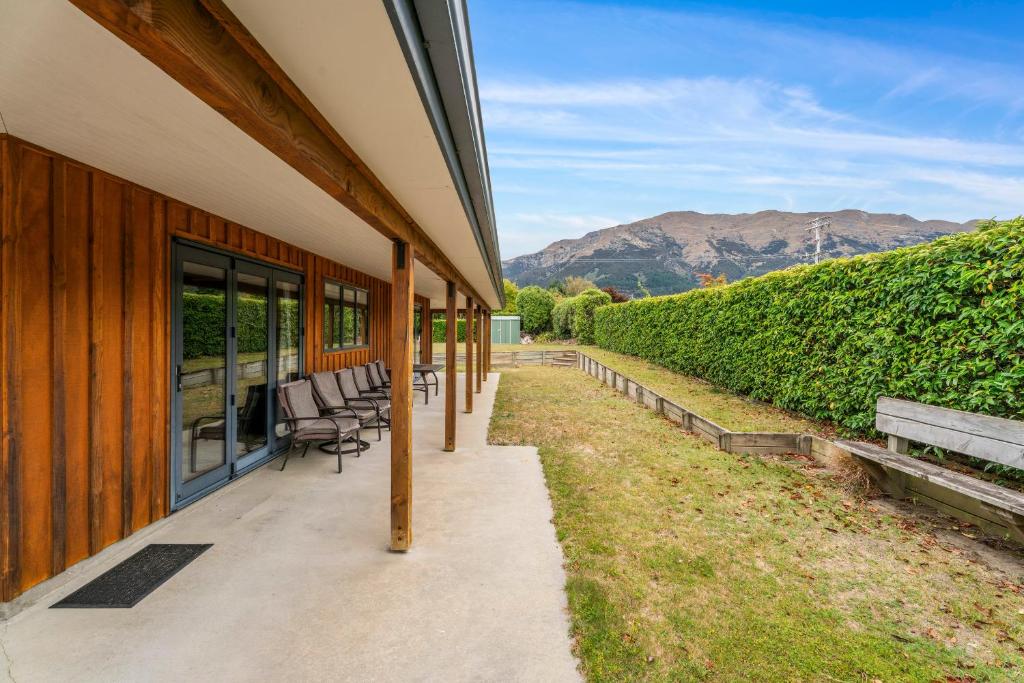 Hāwea Delight - Lake Hāwea Holiday Home photo 1