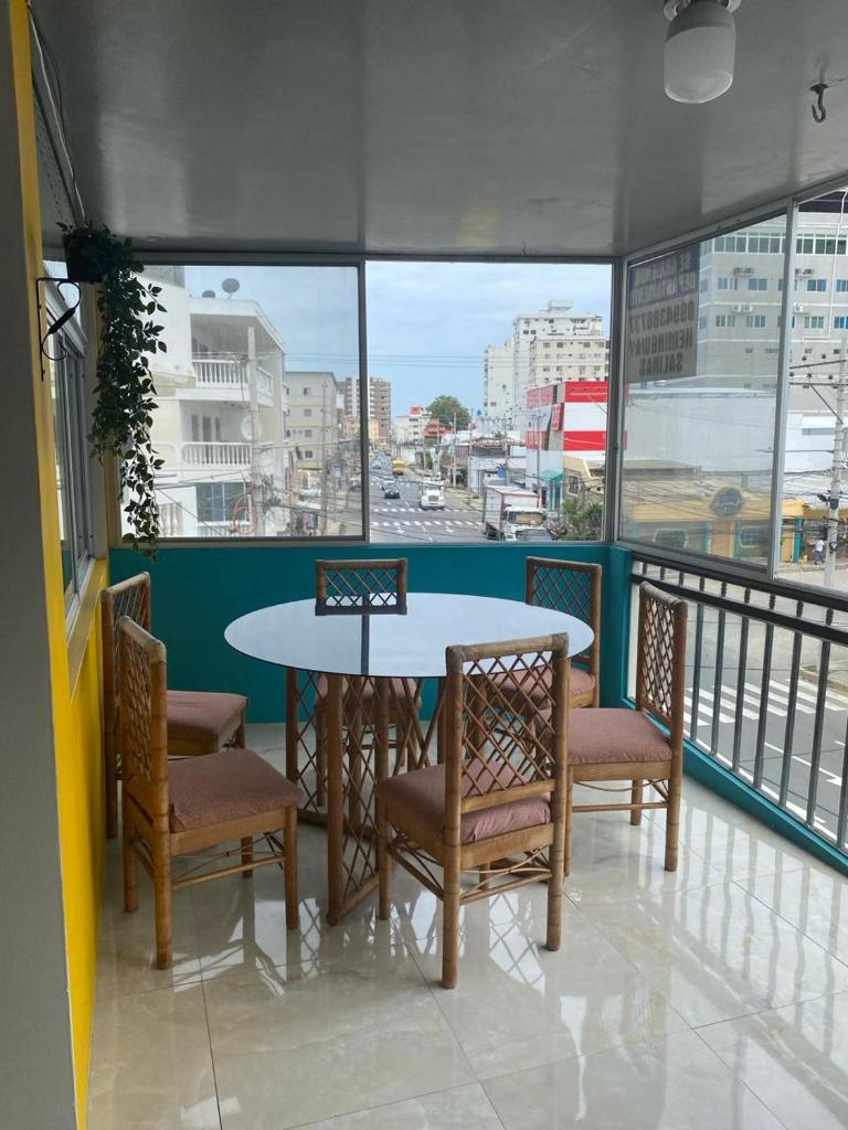 Hemingway Salinas Apartment