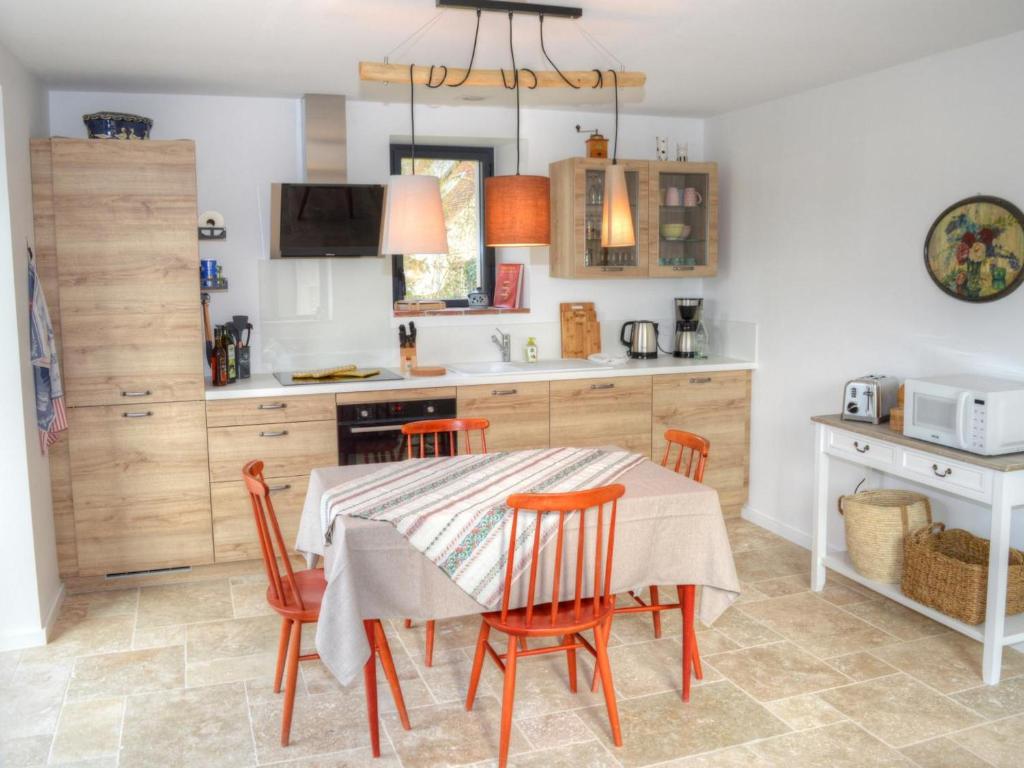 Gîte Luzillé, 2 pièces, 3 personnes - FR-1-381-513 photo 2