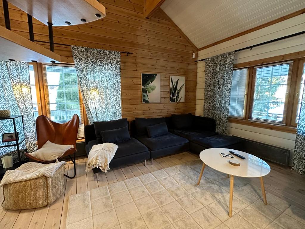 Upea villa lähellä rantaa poreallas & SUP-laudat photo 3