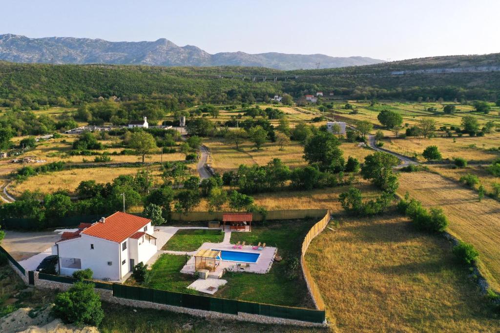 Villa Villa Solis - luxury with pool