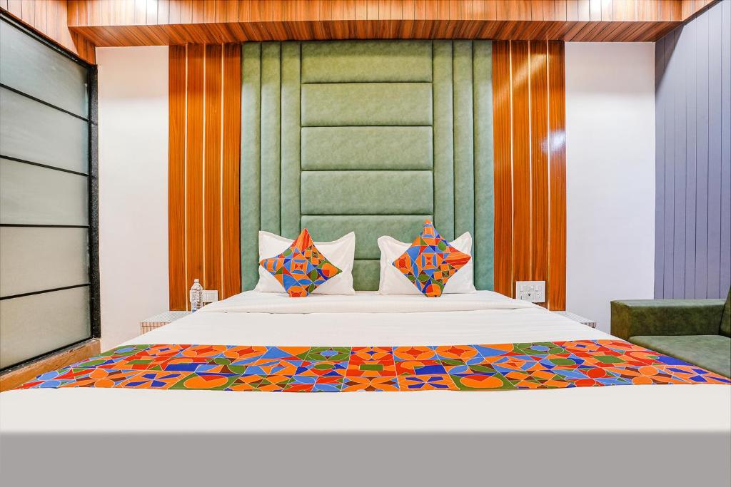 FabHotel Max photo 1