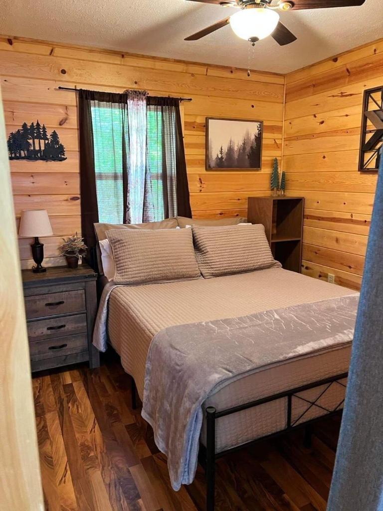 Hoosier National Hideaway photo 4