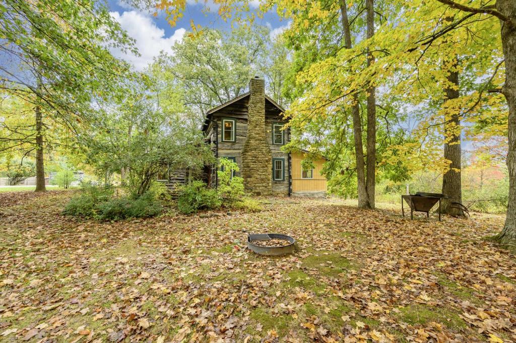 Helmsburg Homestead photo 2