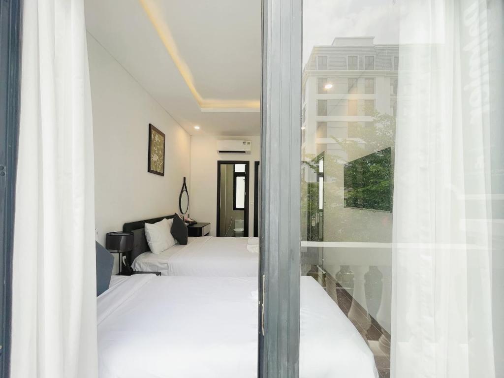 Le Palmier Phu Quoc Hotel - Tap to explore photos