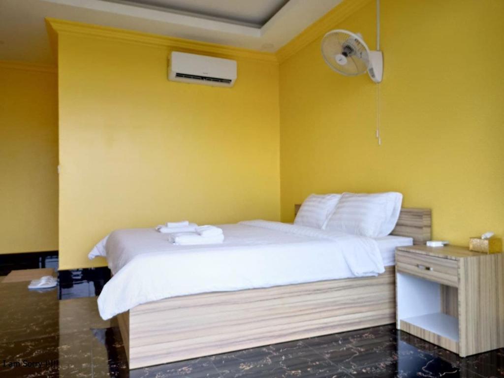 S L Kampot Guesthouse photo 3
