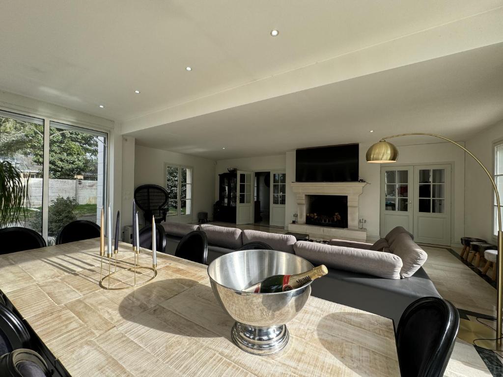Le Domaine des 24 Heures Piscine 8pers photo 3