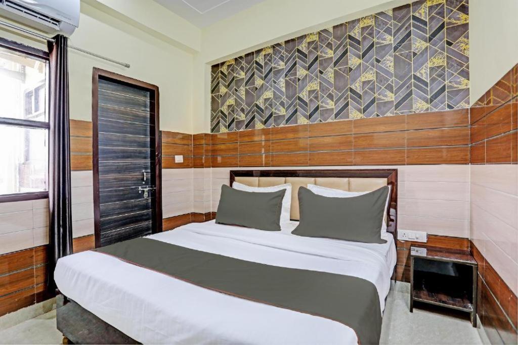 HOTEL LYF SUITES NOIDA 63 photo 4