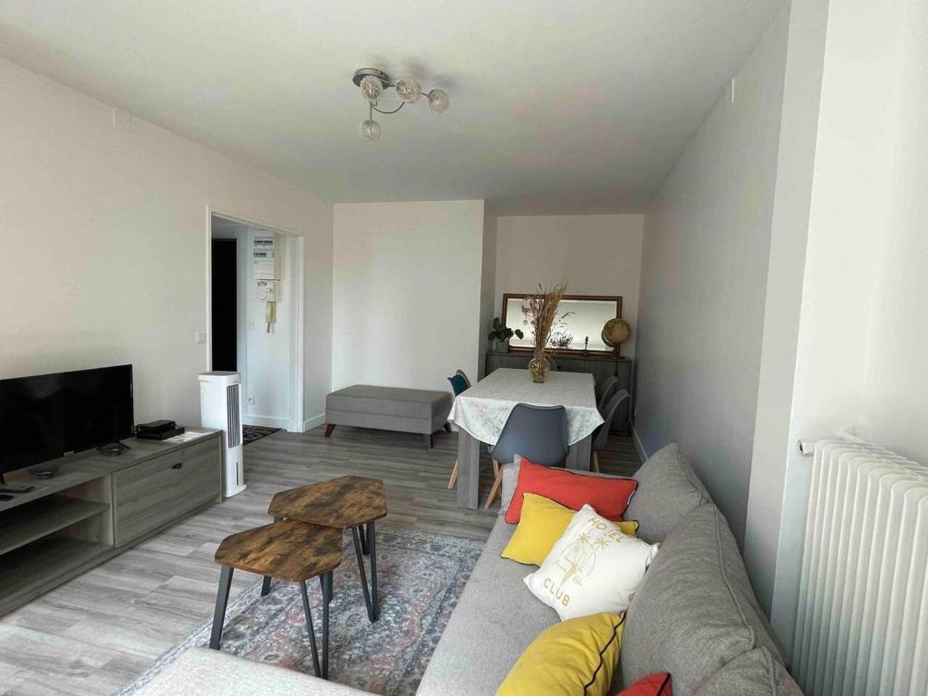Appartement de 2 chambres avec wifi a Villiers sur Marne photo 1