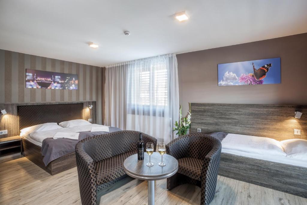 Hotel Beta photo 3