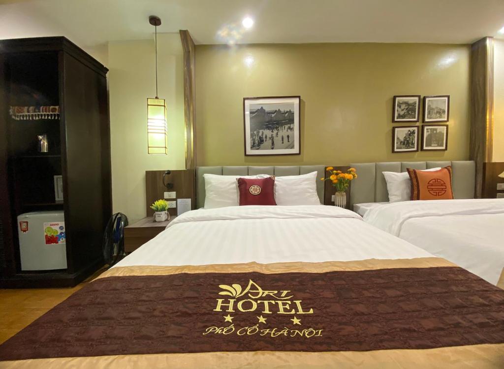 A.R.T hotel & gallery