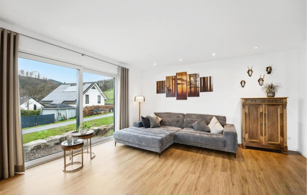 2 Bedroom Stunning Apartment In Attendorn photo 3