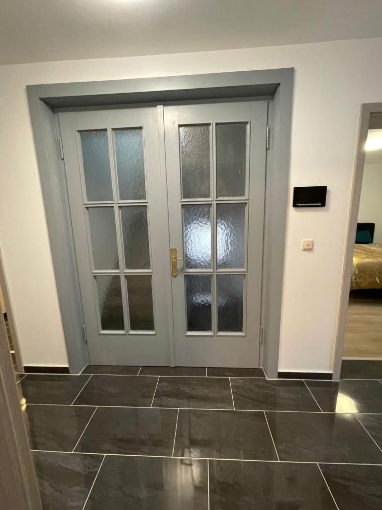 Luis Zimmer Wohnung Rüsselsheim O1 photo 2