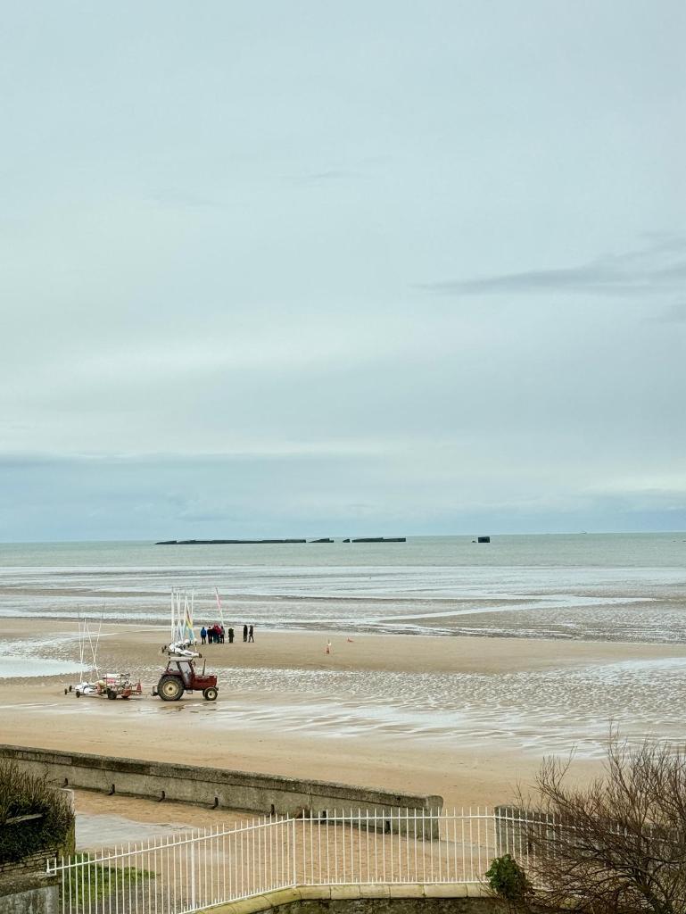 Sunny Apt on D-Day Beach with Parking photo 2
